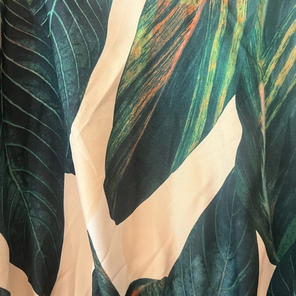 SHEIN Green and White Leaf Print Jumpsuit - Picture 3 of 4